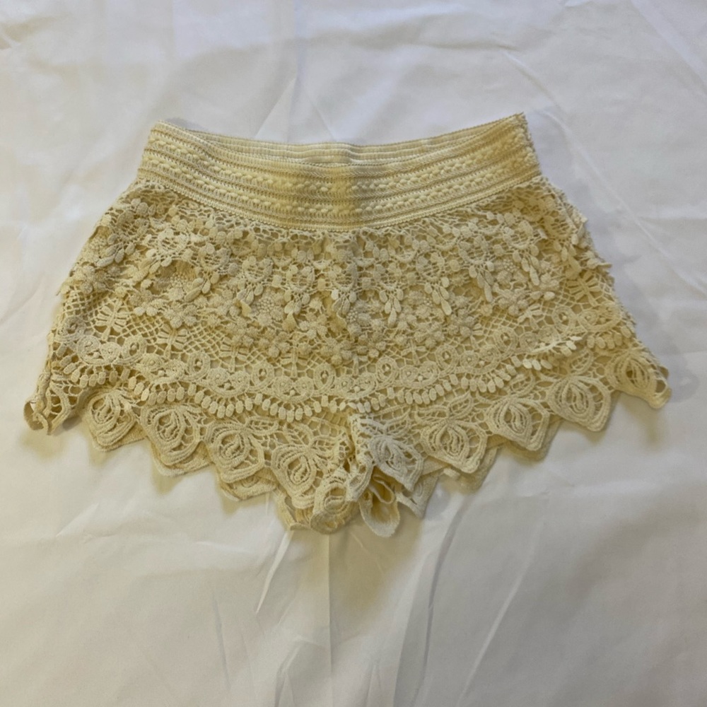 Little shorts looks like skirt
